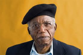 Father of modern African literature Achebe dies