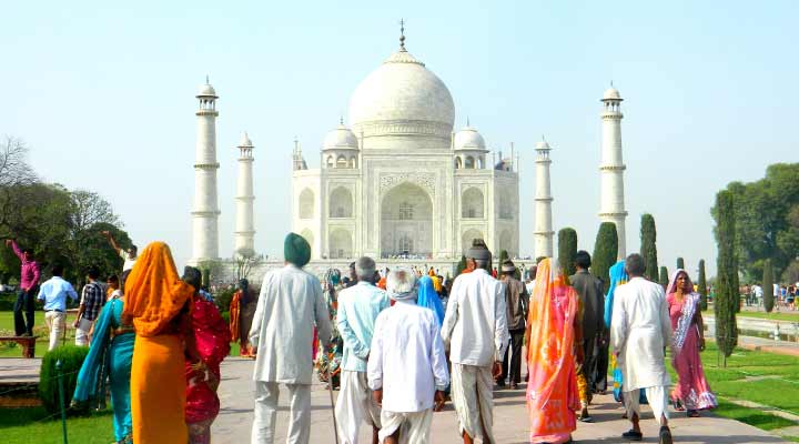Rise in tourists from Bangladesh to India