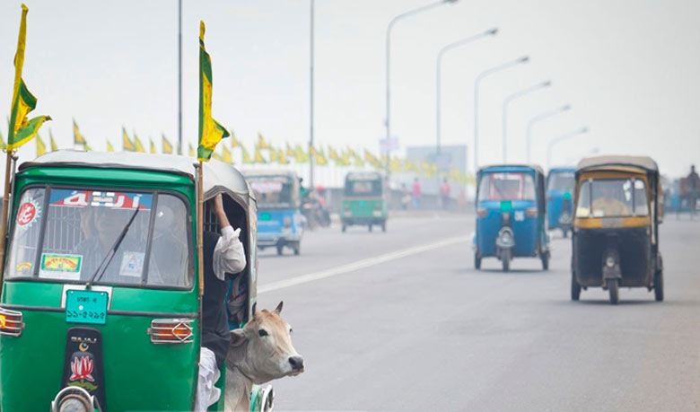Auto-rickshaws banned on highways