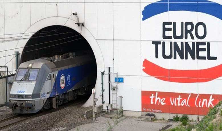 `2,000 migrants` tried Tunnel entry