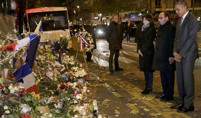 Obama pays tribute to Paris attack victims