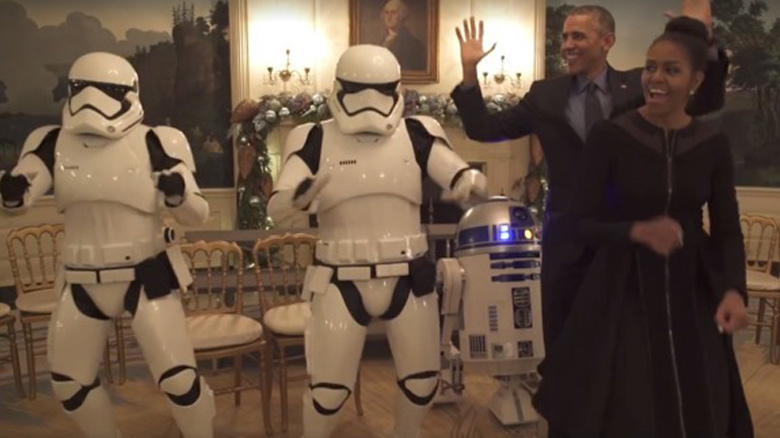 Obamas get down on `Star Wars` day (Video)