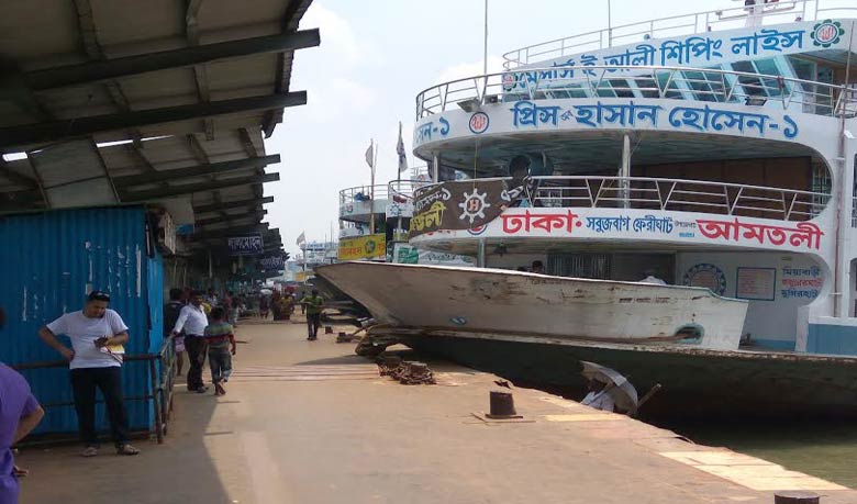 River vessel strike: Govt in talks with owners
