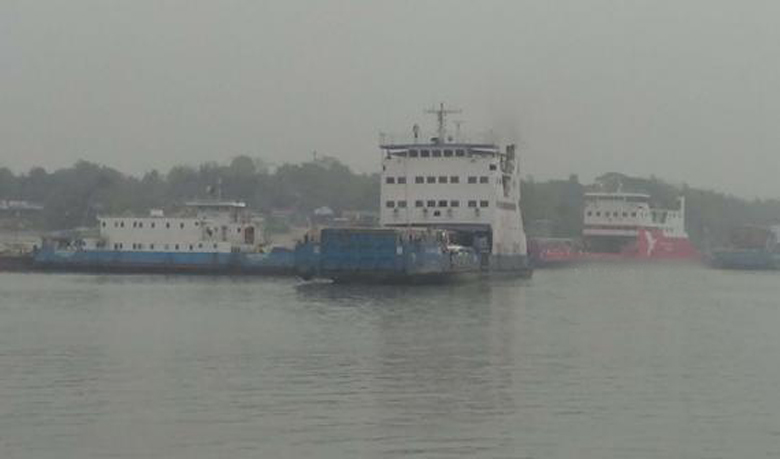 Paturia-Daulatdiya ferry services resume