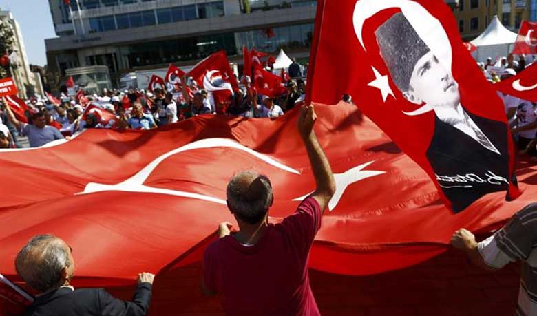 Arrest warrants issued for 42 journalists in Turkey