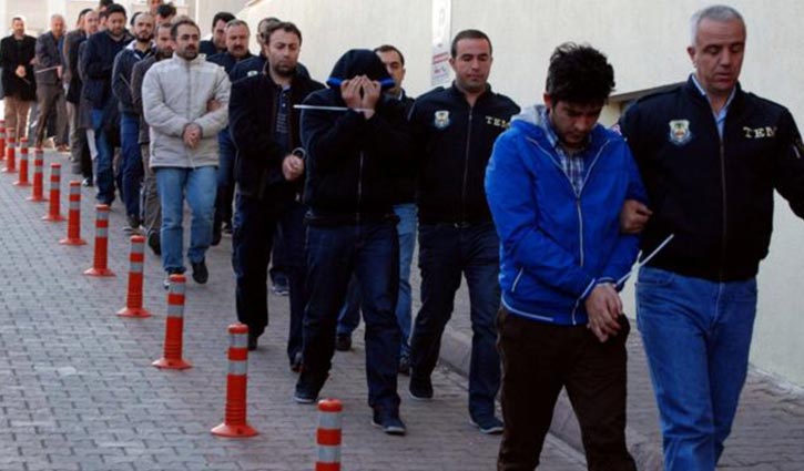 1,000 arrested in Turkey