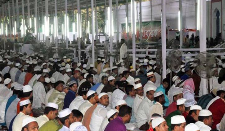 Main Eid jamaat at National Eidgah at 8:00am