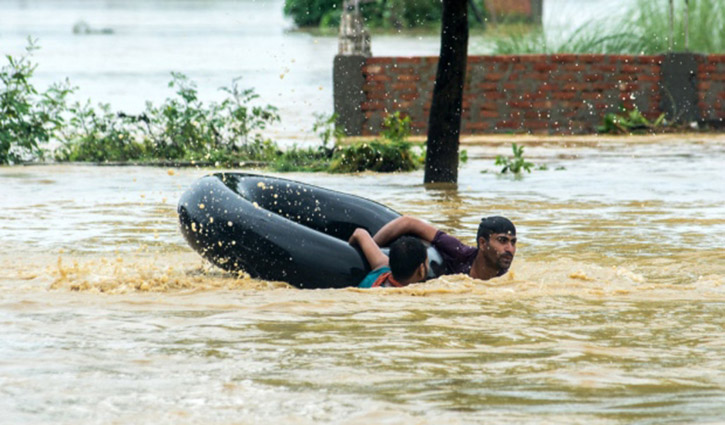 Flooding kills at least 250 in Bangladesh, India