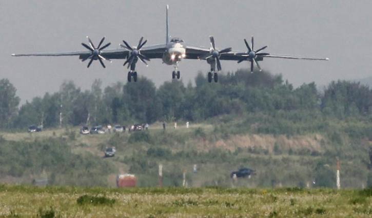 Russian nuclear bombers swarm into Pacific hot zone