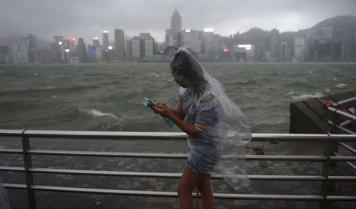 12 killed as storm sweeps south China