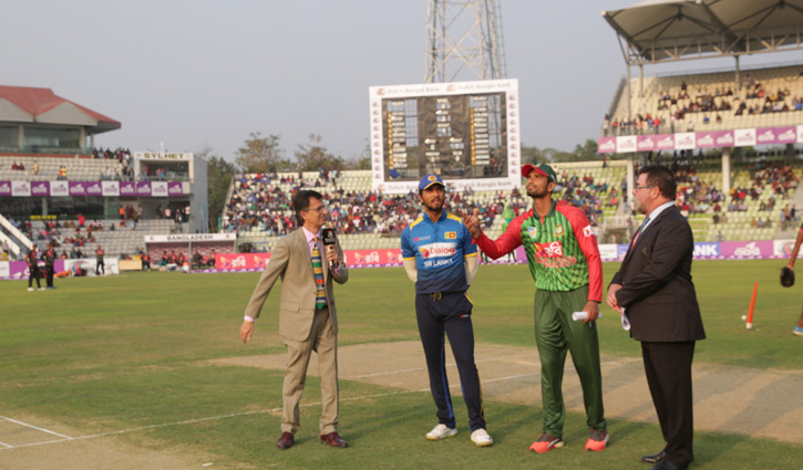 Sri Lanka set 211-run target for Bangladesh