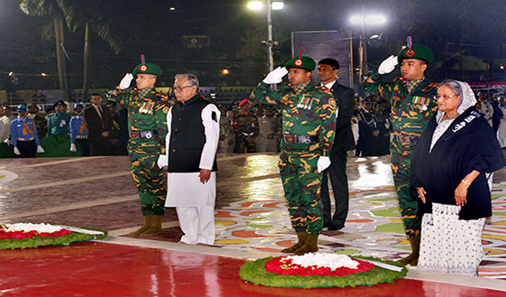 President,PM pay tribute to language martyrs