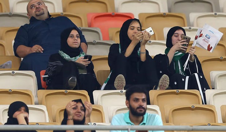 Saudi allows women to watch men's football in stadiums