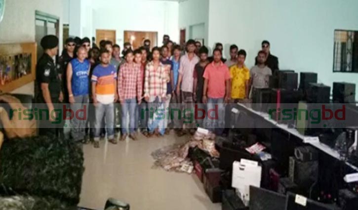 18 held for cinema piracy in Ctg