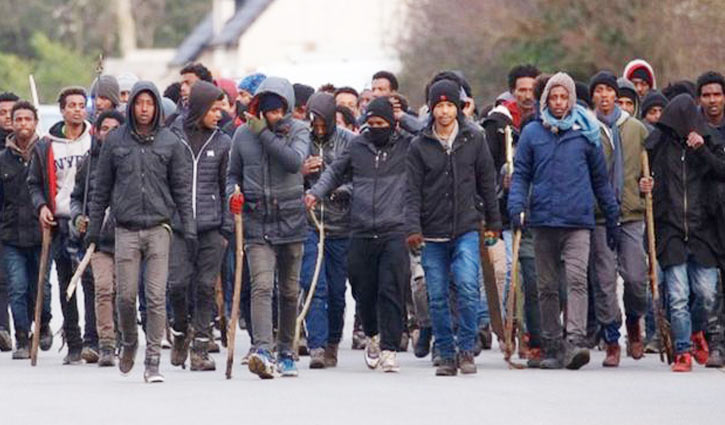 Five shot in Calais migrant brawl in France