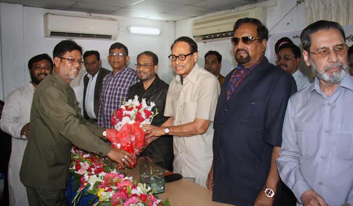 No real politics exists in country: Ershad