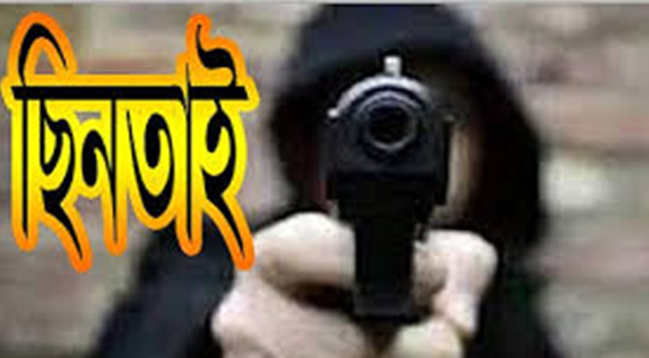 Miscreants loot TK5 lakh shooting 3 in Savar