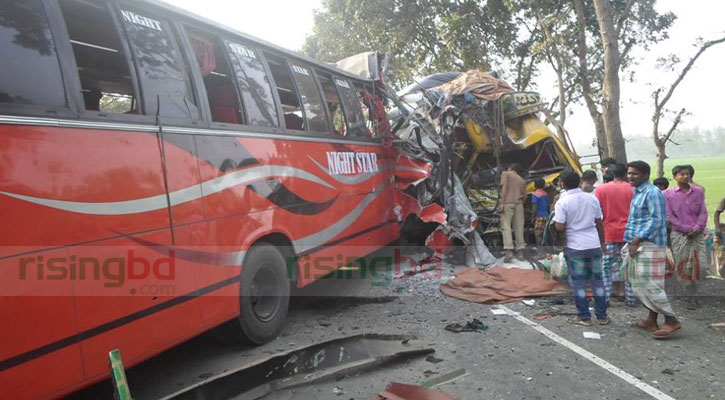Bus-truck collision kills 4 in Sirajganj