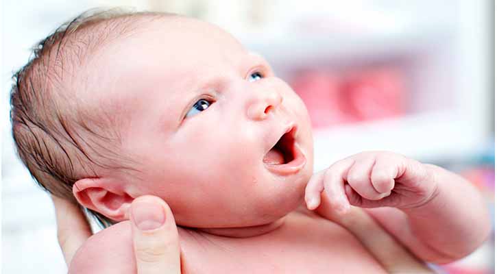 Babies remember their birth language