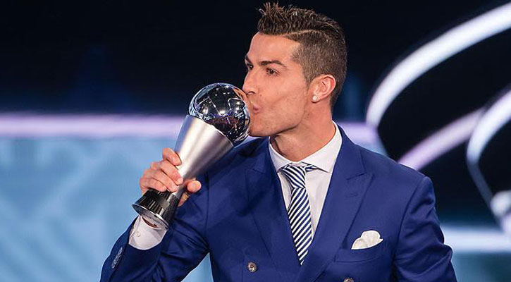 Ronaldo wins FIFA player of the year award