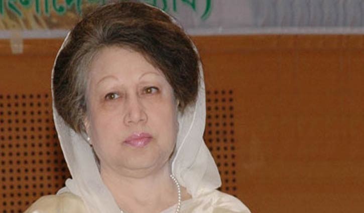 Khaleda sits with BNP policymakers