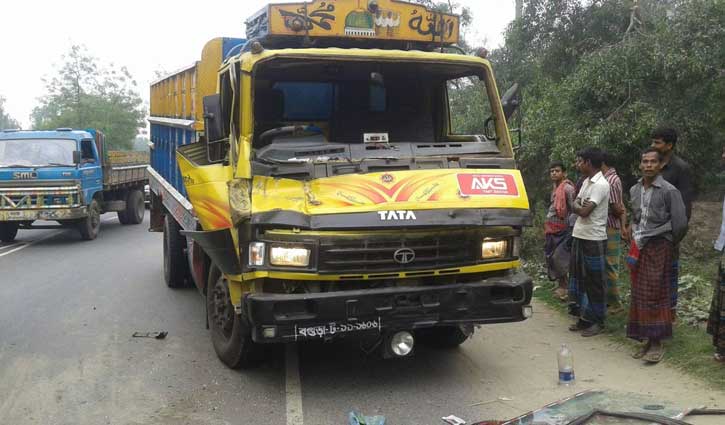 One killed as two trucks collide in Tangail