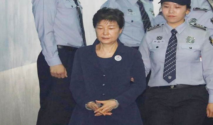 N. Korea calls for execution of S. Korean Ex-President