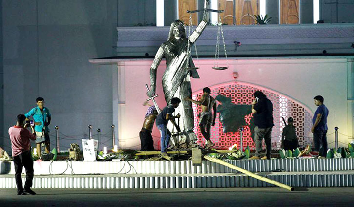 Statue of Greek goddess on SC premises removed