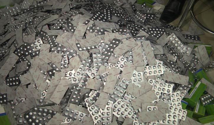 20 lakh pieces of tables, capsules seized in Barisal