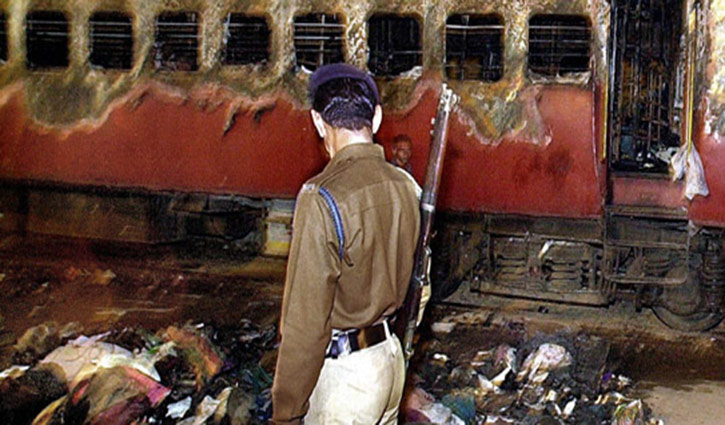 Train fire: Death sentences of 11 people commuted