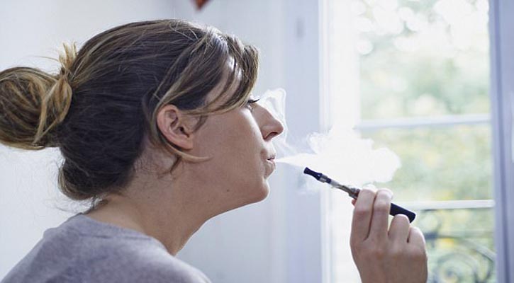 E-cigarettes can damage health