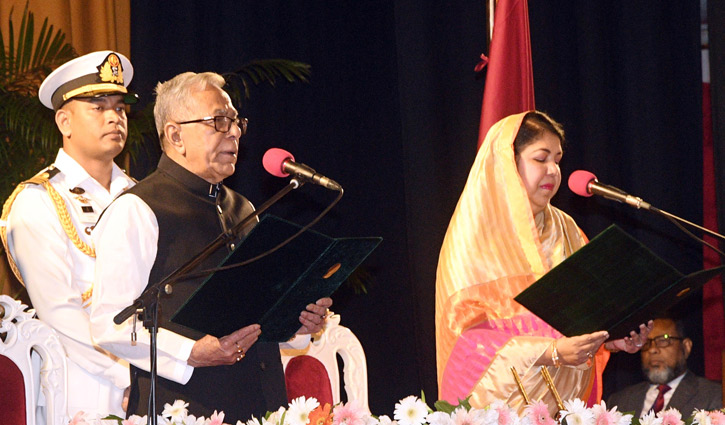 Abdul Hamid takes oath as President for 2nd consecutive term