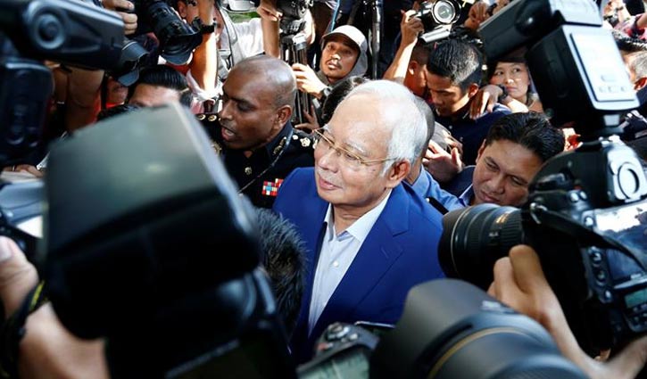 Najib questioned by anti-corruption authorities