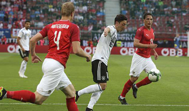 Germany stunned by Austria in Neuer's return