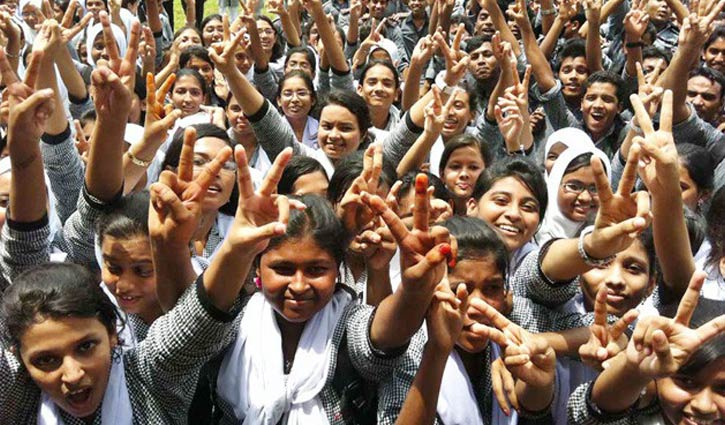 Girls again ahead in SSC pass rate