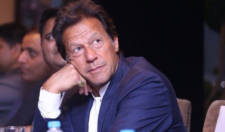 Imran Khan confirmed as Pakistan PM