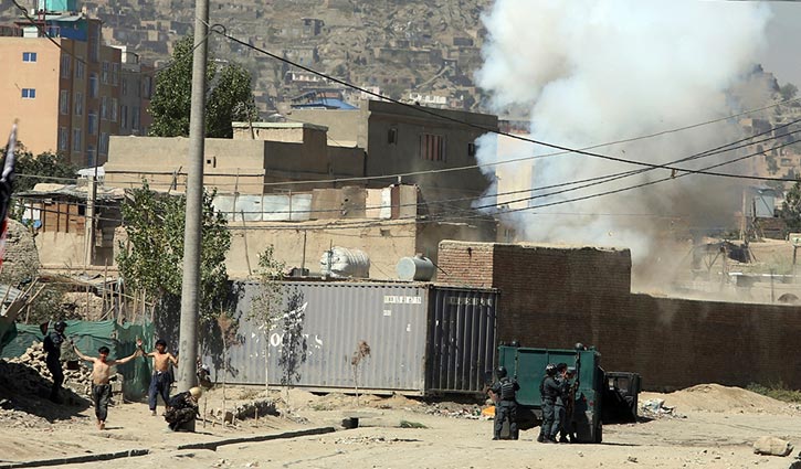 Rockets fired at Afghan presidential palace
