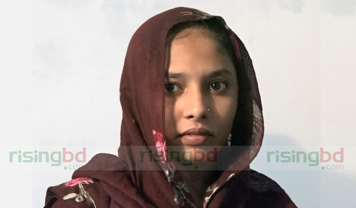 Rohingya woman held at passport office