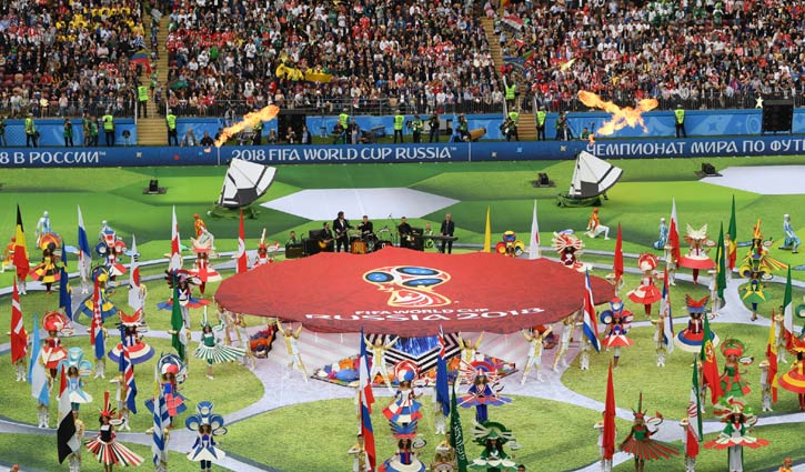 Opening match of World Cup kicks off in Moscow