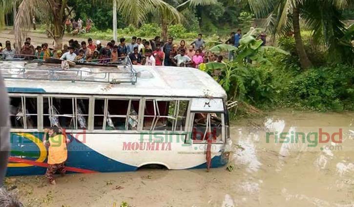 5 killed in Khulna road accident