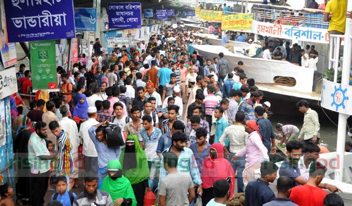 Sadarghat sees huge crowd