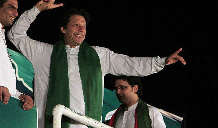 Imran Khan wins Pakistan polls, needs coalition