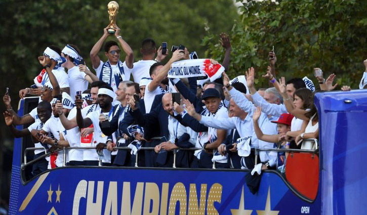 Paris celebrates World Cup win as 1m fans fill Champs-Élysées