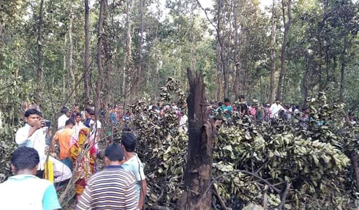 Pilot killed as training aircraft crashes in Tangail