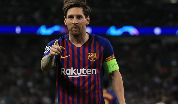 Messi wants 3rd Barcelona treble