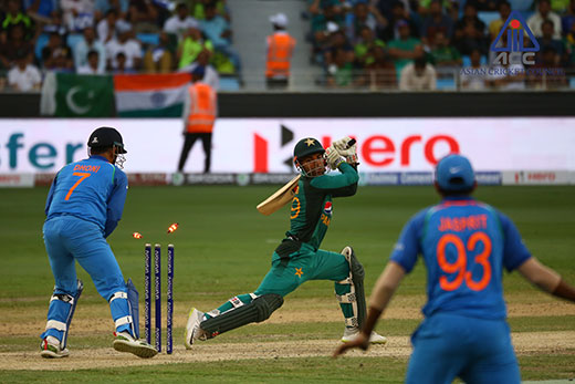 India beat Pakistan by eight wickets