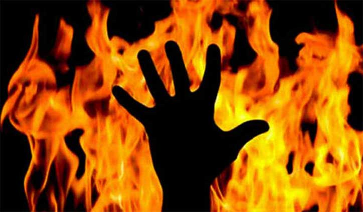 Housewife burnt in Gazipur house blast dies