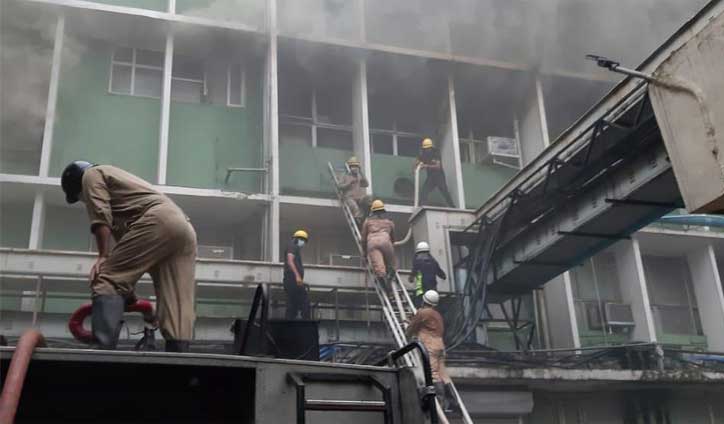 Fire breaks out at AIIMS Hospital in India
