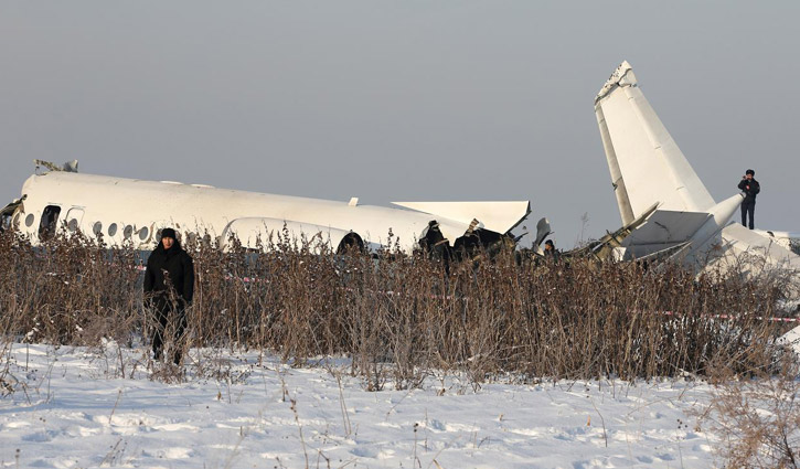 Plane crashes in Kazakhstan, 14 killed