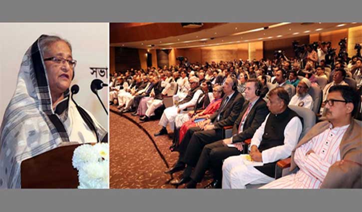 PM urges judges to deliver verdicts in Bangla